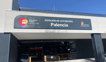 Rótulos de la estación de autobuses de Palencia 